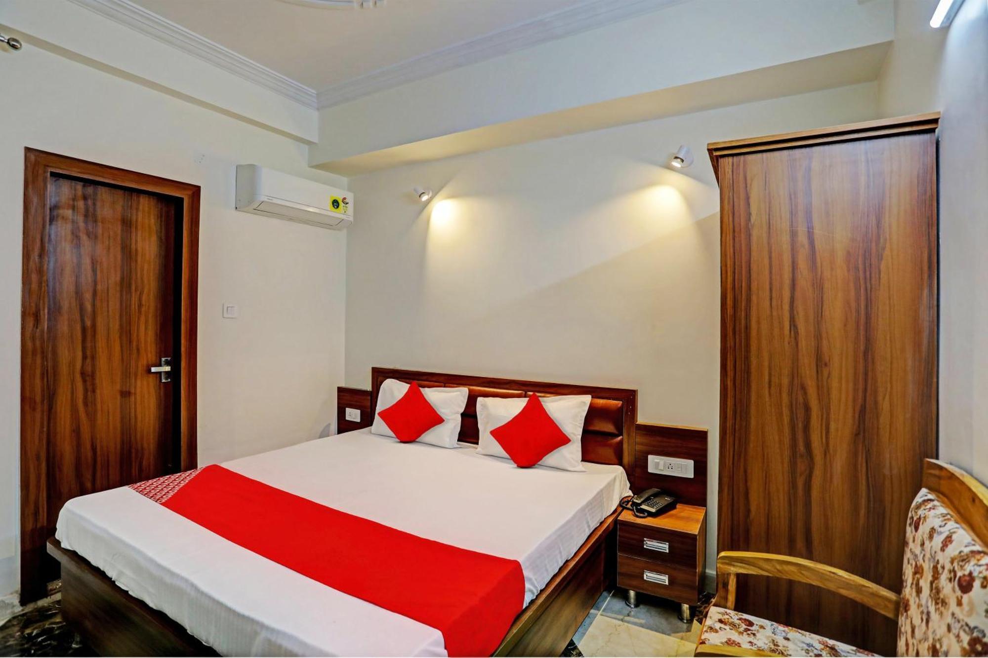 Hotel O Al Diwan Banquet And Suites Kanpur Exterior foto