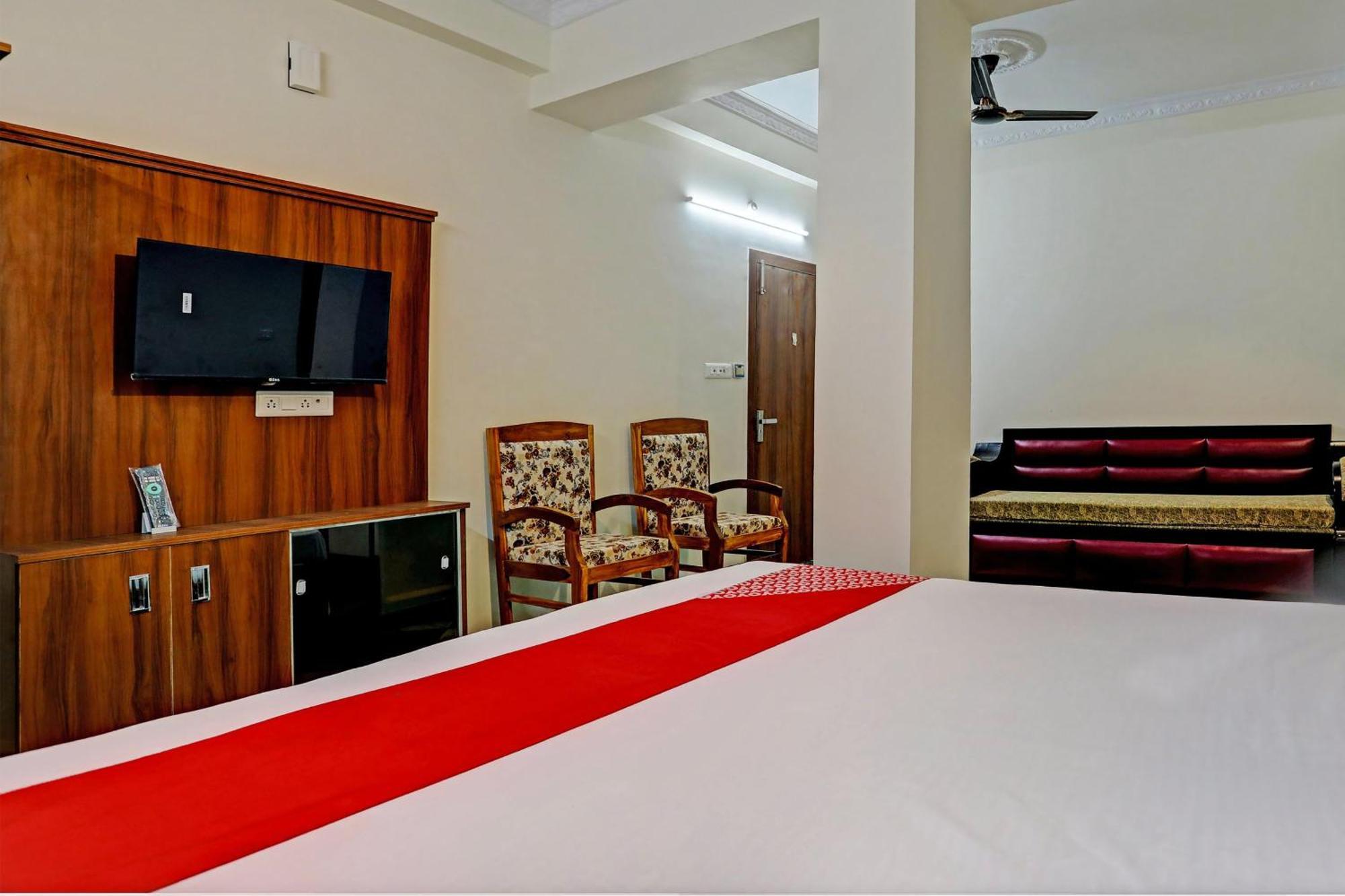 Hotel O Al Diwan Banquet And Suites Kanpur Exterior foto