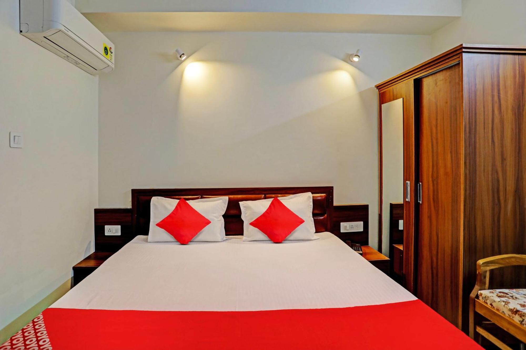 Hotel O Al Diwan Banquet And Suites Kanpur Exterior foto